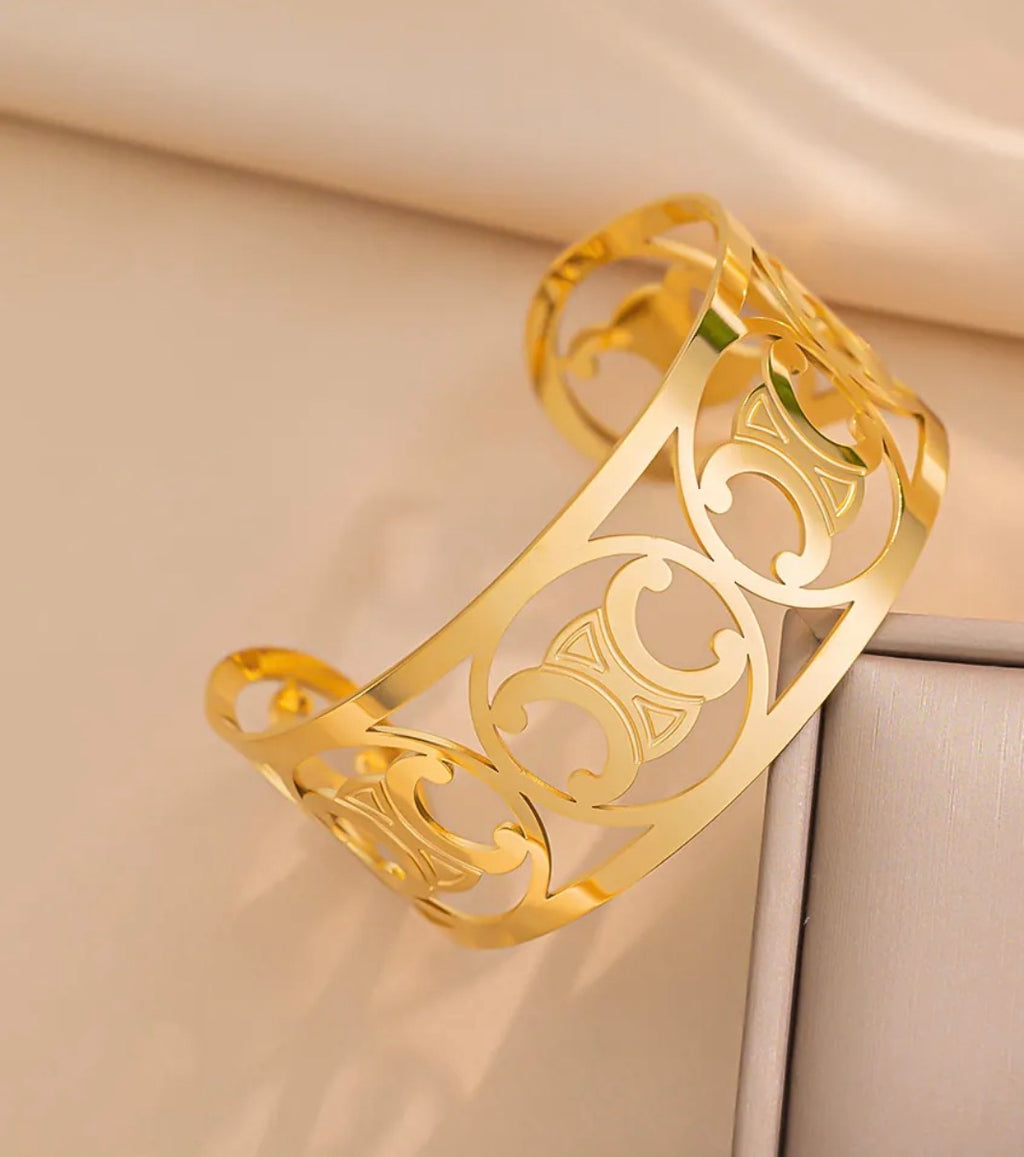 Filigree open cuff bracelet